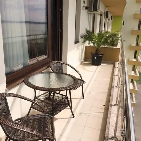 Sea & Lake View *
