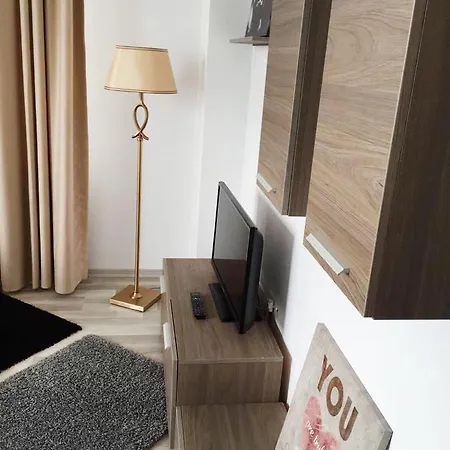 Sea & Lake View Apartmán